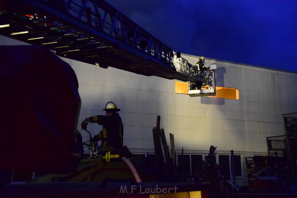 Grossbrand Halle Troisdorf Kriegsdorf Junkersring P445.JPG - Miklos Laubert